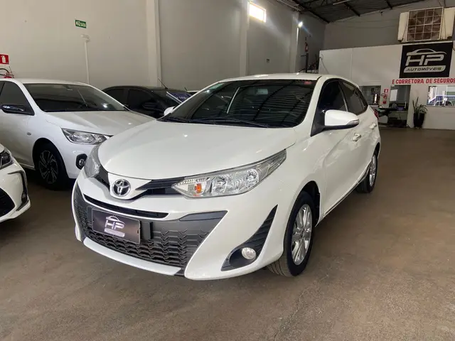Carro Toyota Yaris 2019 1.3 XL Plus Tech CVT (Flex)
