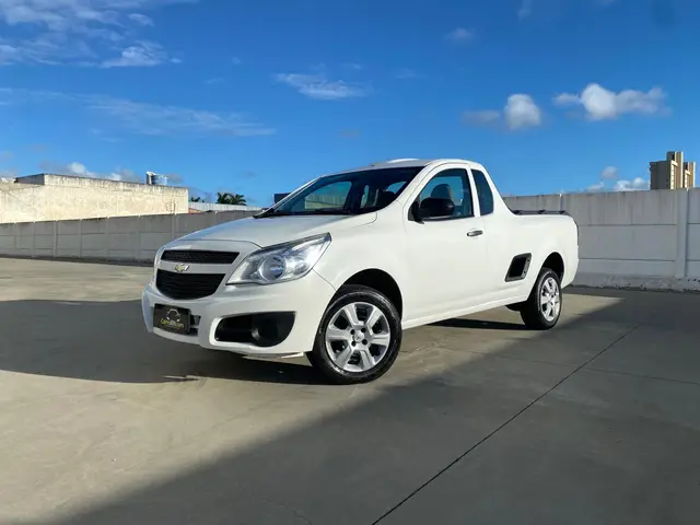 Carro Chevrolet Montana 2017 LS 1.4 (Flex)