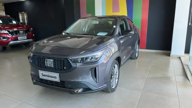 Carro Fiat Fastback 2024 Turbo 200