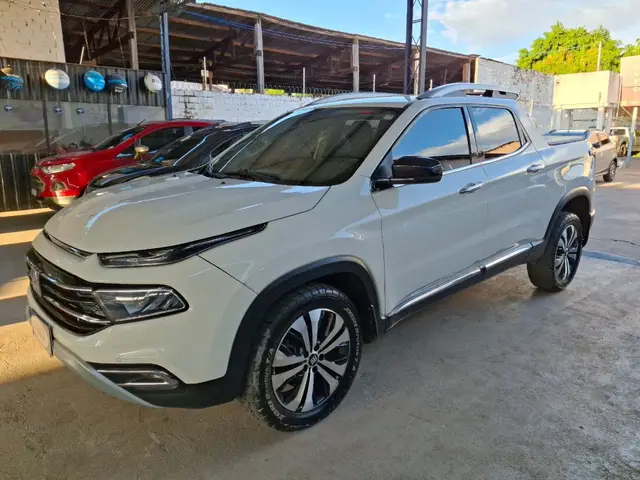 Carro Fiat Toro 2022 Volcano 2.0 TDI 4x4 (Aut)