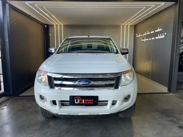Carro Ford Ranger Cabine Dupla 2014 Ranger 3.2 XLT CD 4x4 (Aut)