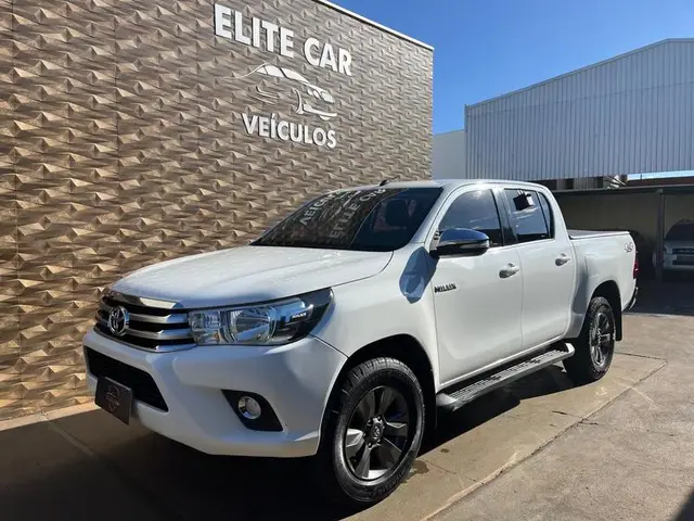Carro Toyota Hilux Cabine Dupla 2016 Hilux 2.8 16v TDI SRV CD 4x4 (Aut)