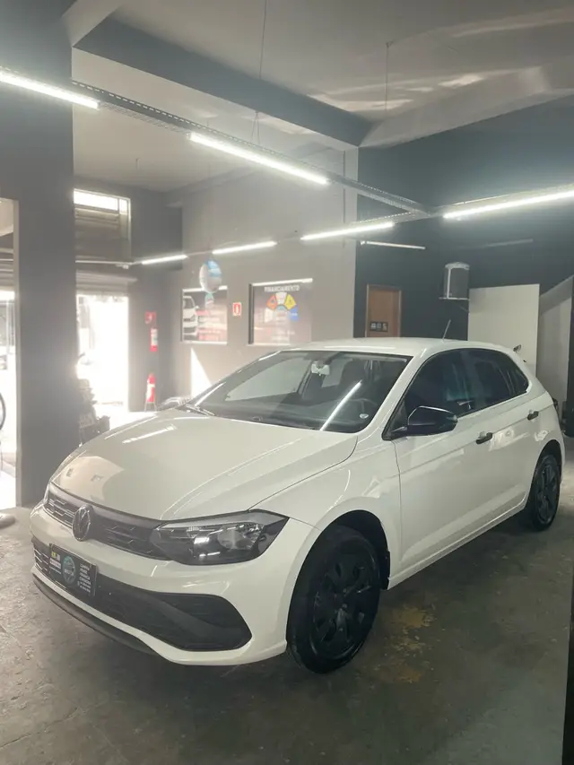 Carro Volkswagen Polo 2024 Track 1.0 Flex 12V 5p