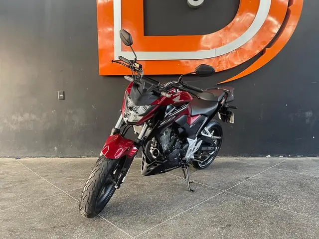 Moto Honda CB 300F Twister 2025 (ABS)