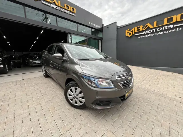 Carro Chevrolet Onix 2015 1.4 LT SPE/4