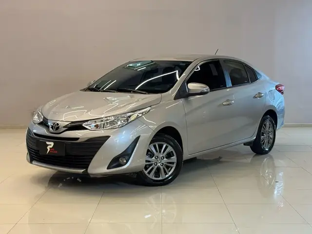 Carro Toyota Yaris Sedan 2020 1.5 XL Plus Tech CVT (Flex)