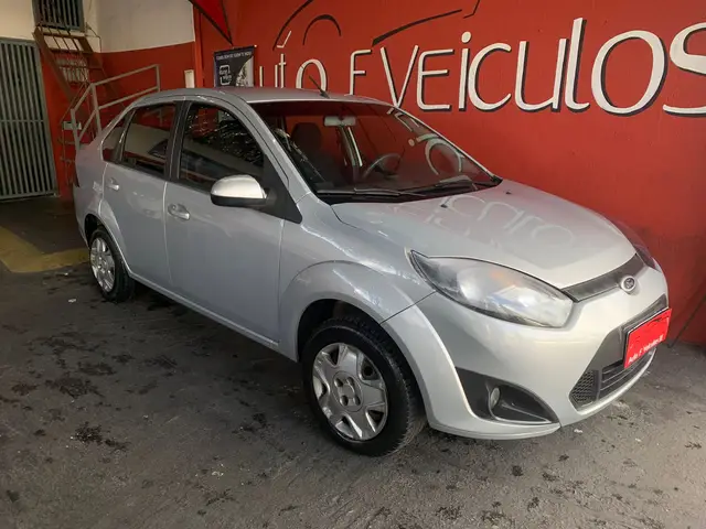Carro Ford Fiesta Sedan 2013 Sed. 1.6 8V Flex 4p
