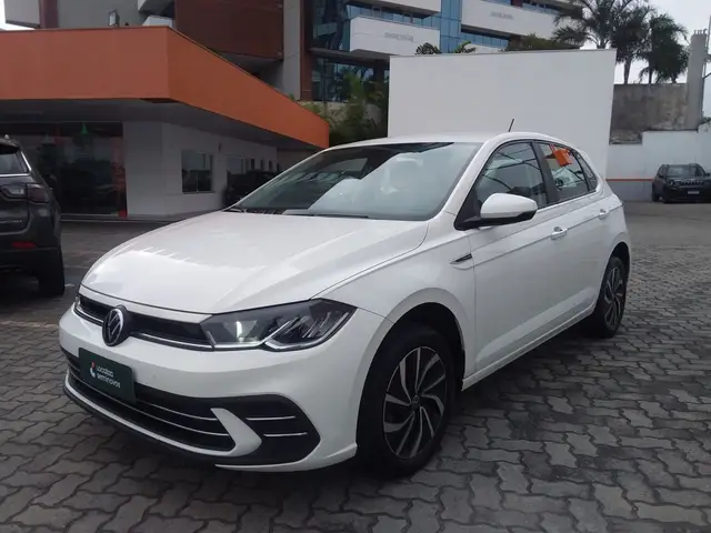 Carro Volkswagen Polo 2024 Highline (Aut) (Flex)