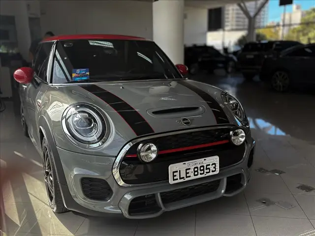 Carro MINI Cooper Cabrio 2019 John Works 2.0 Aut.