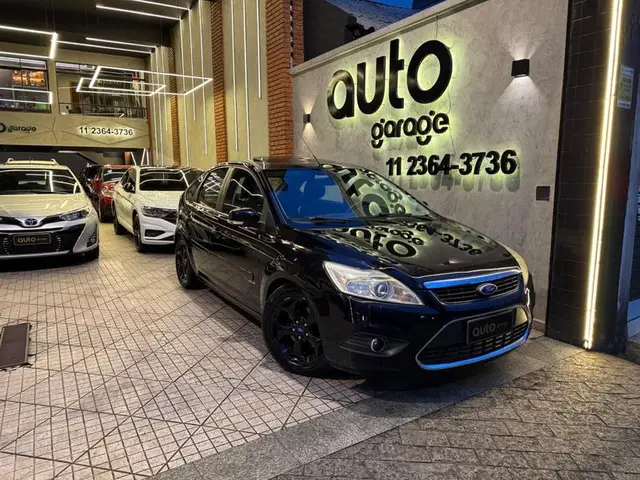 Carro Ford Focus Hatch 2013 Titanium 2.0 16V (Aut)