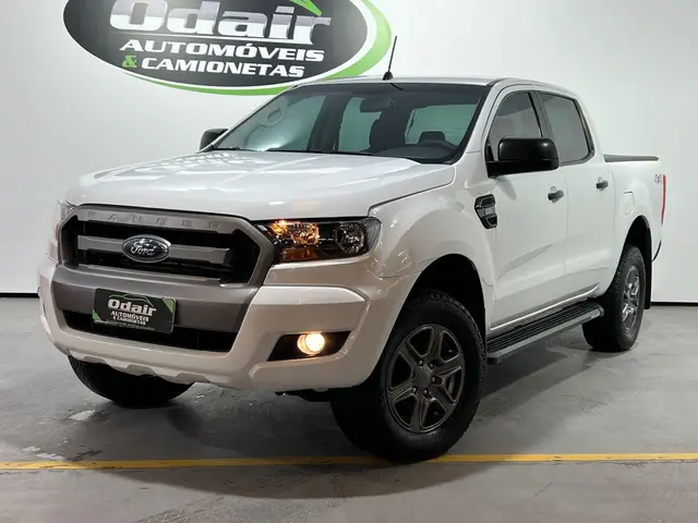 Carro Ford Ranger Cabine Dupla 2017 Ranger XLS 2.2 4x4 CD Diesel (Mec.)