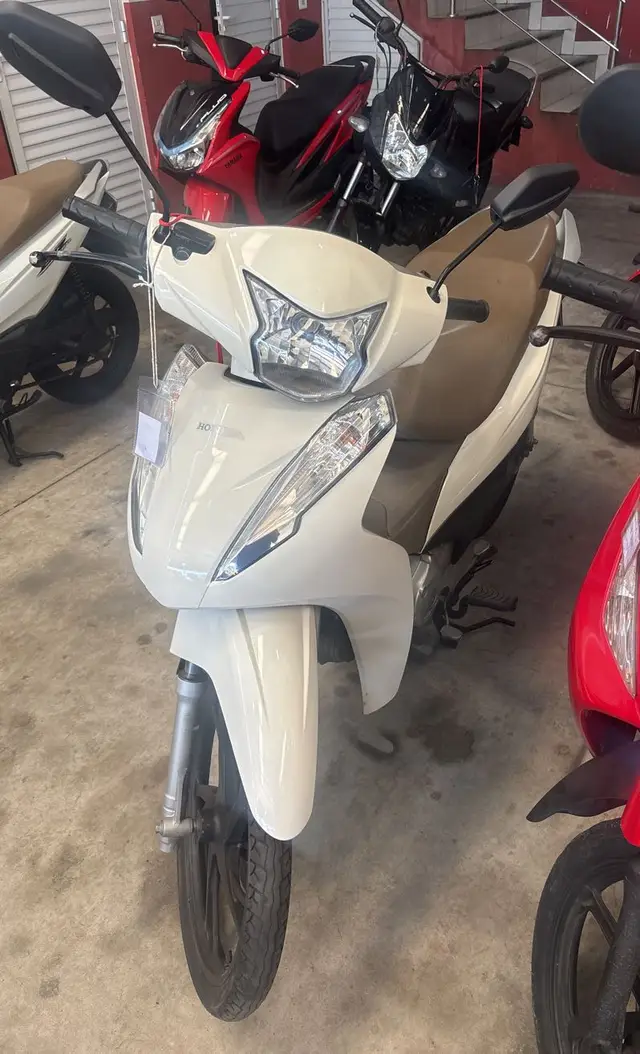 Moto Honda Biz 125i 2024 Flex