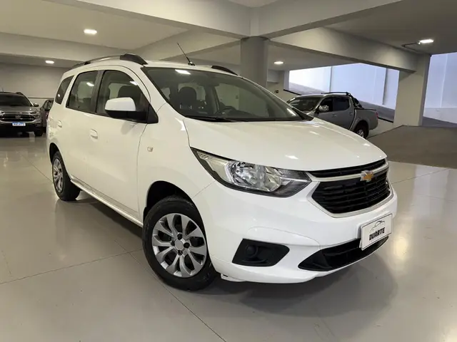 Carro Chevrolet Spin 2024 LT 1.8 (Aut.)