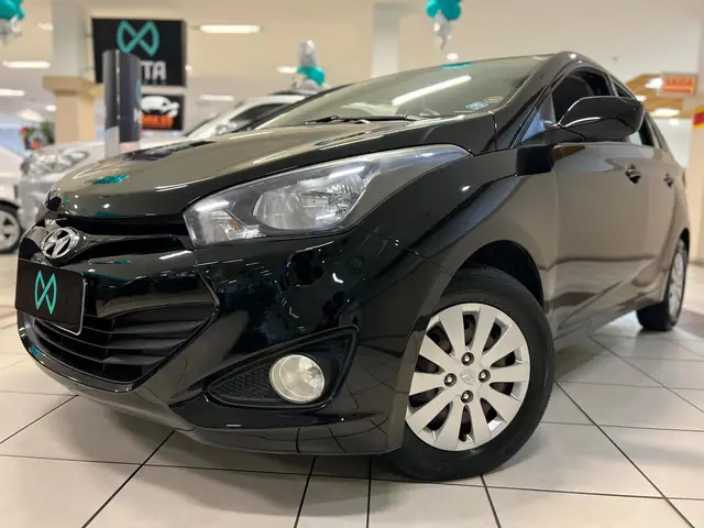Carro Hyundai HB20S 2015 1.0 Comfort Plus (Flex)