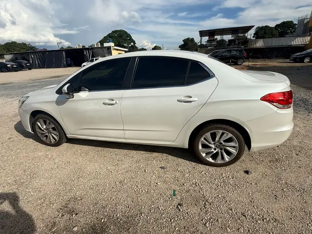 Carro Citroën C4 Lounge 2015 Tendance 1.6 Turbo Flex Aut.