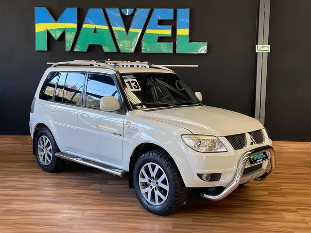 Carro Mitsubishi Pajero TR4 2013 2.0 16V 4X4 (Flex) (Aut)