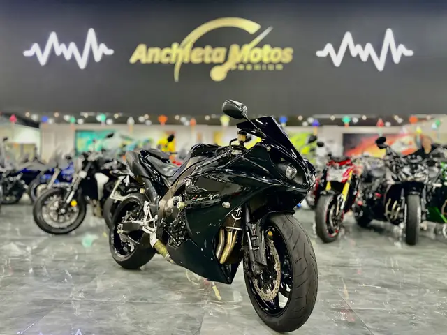 Moto Yamaha YZF R1 2012 1000cc