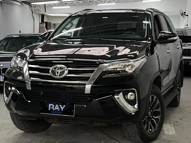 Carro Toyota SW4 2020 2.8 TDI SRX 7L 4x4 (Aut) (Diesel)