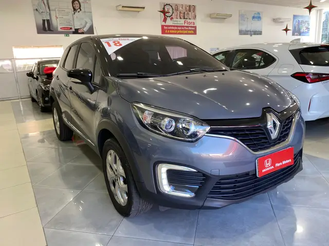 Carro Renault Captur 2018 Life 1.6 16v SCe CVT (Flex)