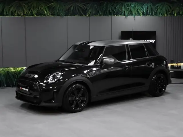 Carro MINI Cooper 2023 S 2.0 Turbo 16V 5p Aut.