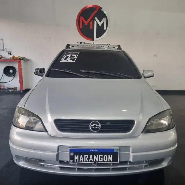 Carro Chevrolet Astra Hatch 2002 CD 2.0 8V