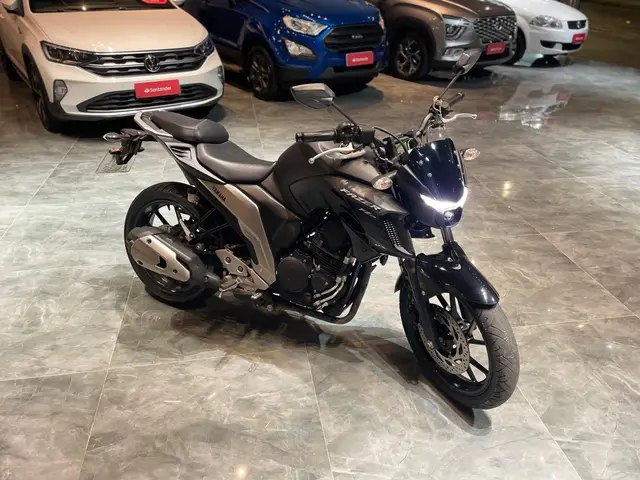 Moto Yamaha YS 250 Fazer 2022 ABS