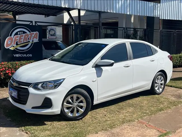Carro Chevrolet Onix Plus 2023 LT 1.0