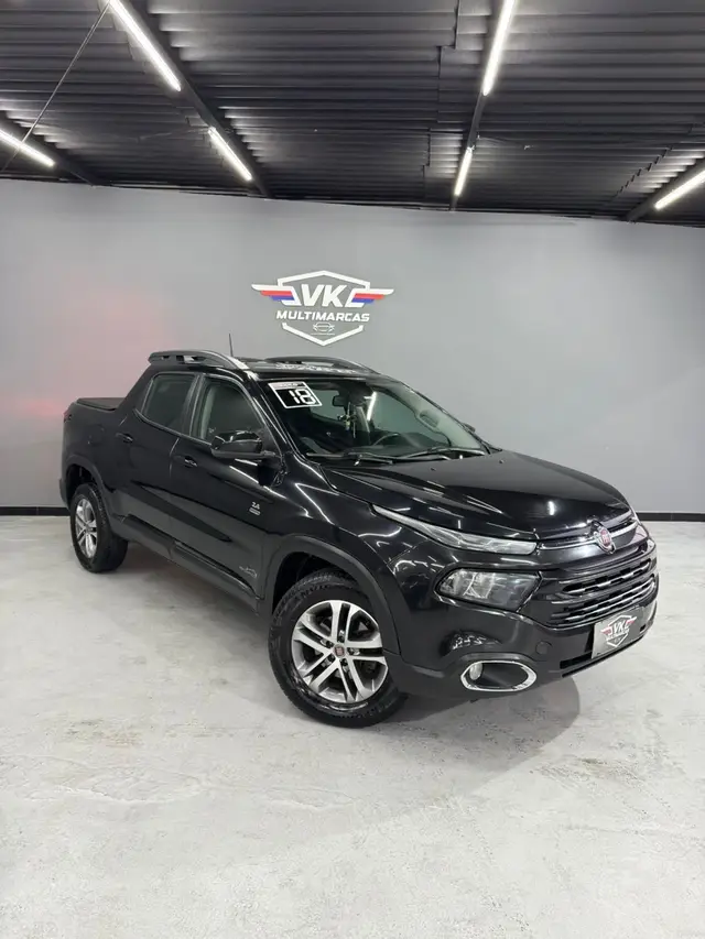 Carro Fiat Toro 2018 Freedom 2.4 TigerShark AT9 (Flex)