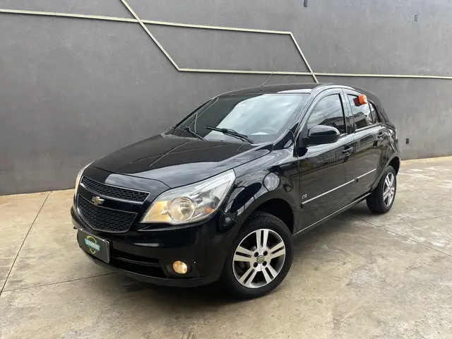 Carro Chevrolet Agile 2010 LTZ 1.4 8V (Flex)