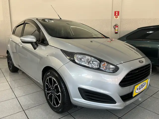 Carro Ford New Fiesta Hatch 2015 New Fiesta SE 1.5 16V
