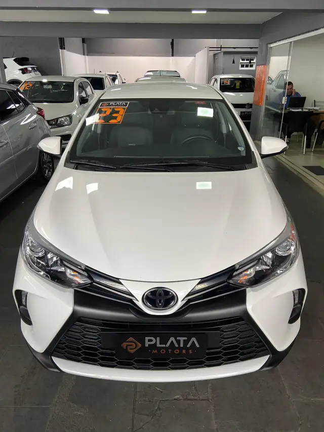 Carro Toyota Yaris Sedan 2023 XS 1.5 (Flex) (Aut)
