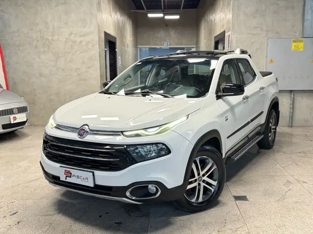 Carro Fiat Toro 2018 Volcano 2.0 diesel AT9 4x4