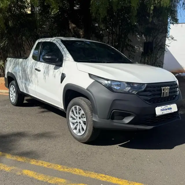 Carro Fiat Strada 2023 Endurance 1.4 Cabine Plus (Flex)
