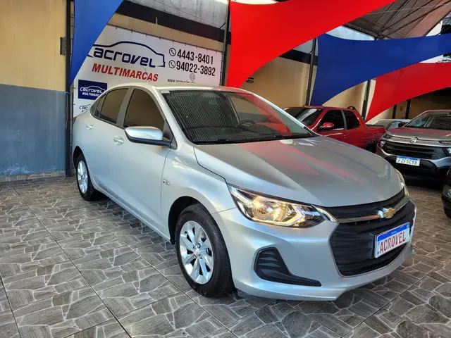 Carro Chevrolet Onix Plus 2021 1.0 LT (Flex)