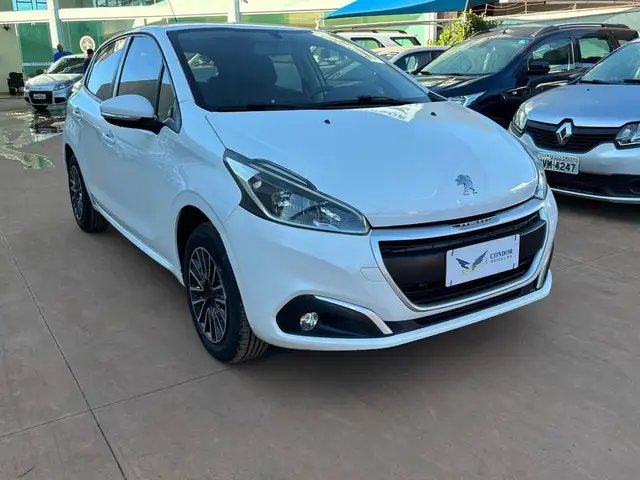 Carro Peugeot 208 2017 Active 1.2 12V (Flex)
