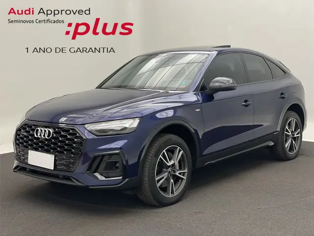 Carro Audi Q5 2023 Performance Black TFSIe