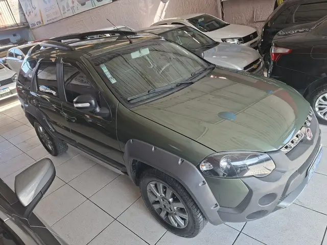 Carro Fiat Weekend 2016 Adventure 1.8 E.torQ Dualogic (Flex)