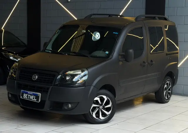 Carro Fiat Doblò 2010 ELX 1.4 8V (Flex)