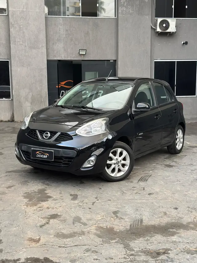Carro Nissan March 2016 1.0 12V SV (Flex)