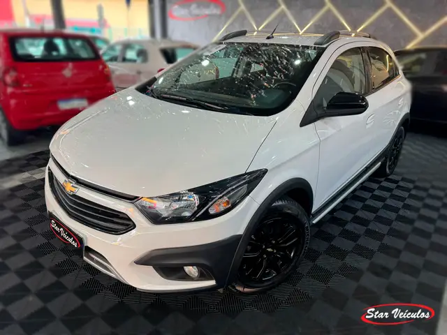Carro Chevrolet Onix 2019 Activ 1.4 (Aut.)