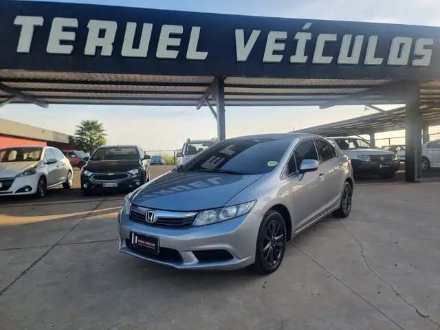 Carro Honda Civic 2013 New  LXL 1.8 16V i-VTEC (Flex)