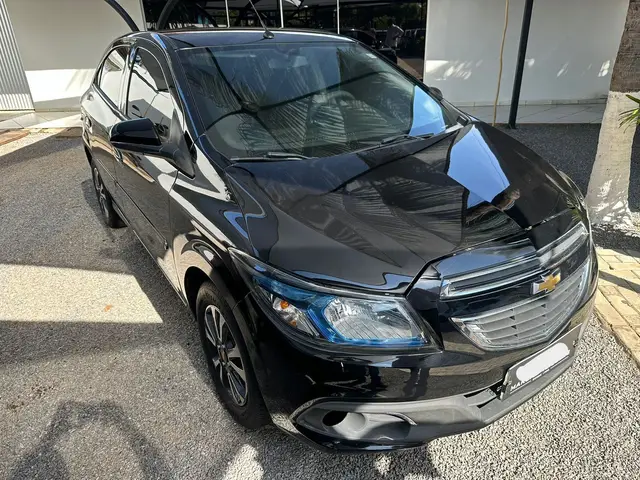 Carro Chevrolet Onix 2015 1.4 LTZ SPE/4