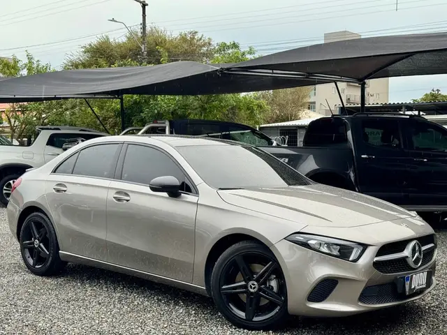 Carro Mercedes-Benz A 200 2019 Style 1.3 Turbo