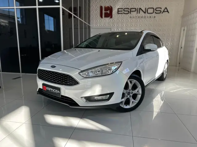 Carro Ford Focus Hatch 2017 SE 1.6 16V TiVCT