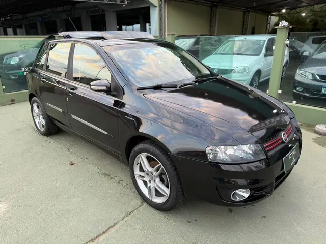 Carro Fiat Stilo 2008 Sporting 1.8 8V Dualogic (Flex)