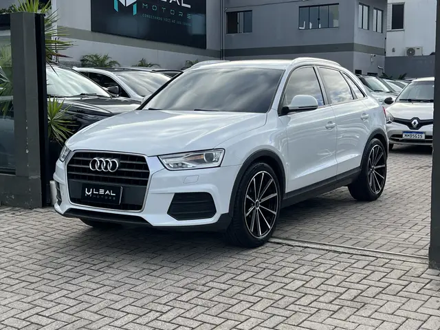 Carro Audi Q3 2016 1.4 TFSI Attraction S Tronic