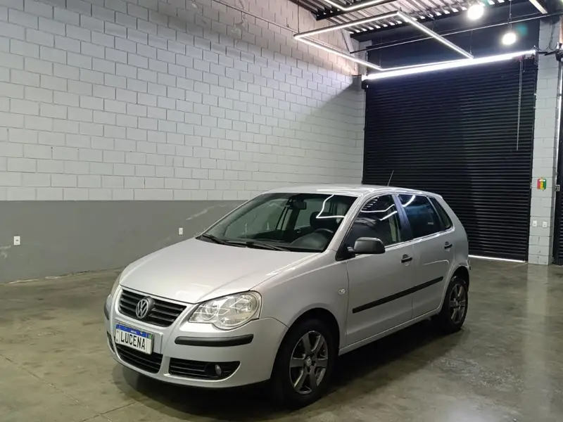 Volkswagen Polo Hatch. 1.6 8V (Flex)