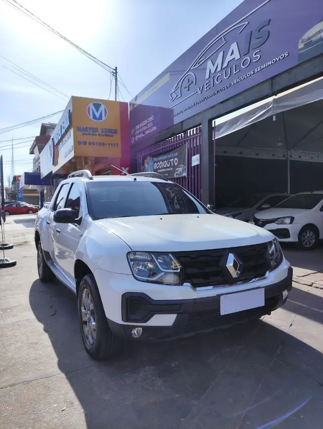 Carro Renault Oroch 2025 Intense 1.6 (Flex)
