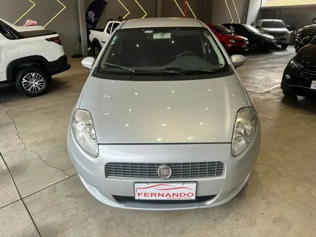 Carro Fiat Punto 2011 Essence 1.6 16V (Flex)