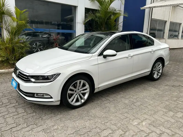 Carro Volkswagen Passat 2018 Highline 2.0 TSI DSG